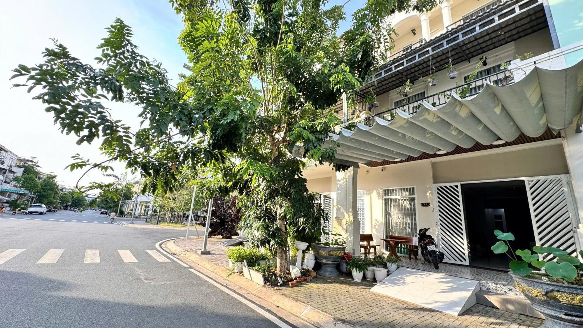 La Homestay Long Xuyên Zewnętrze zdjęcie
